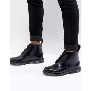 Martens Emmeline Refined Lace Up Leather Boot black polished smooth size 7